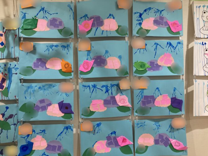 ぞう組さん（３歳）切ったり、貼ったり、吹いたり…紫陽花作り