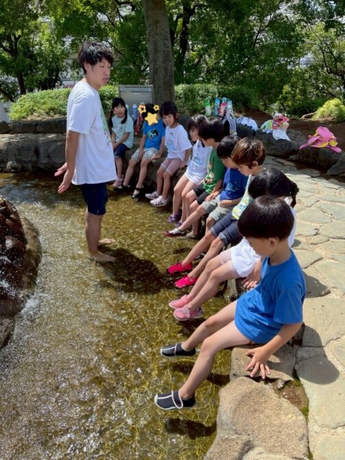 くじら組さん（５歳）ダイナミックに水遊び