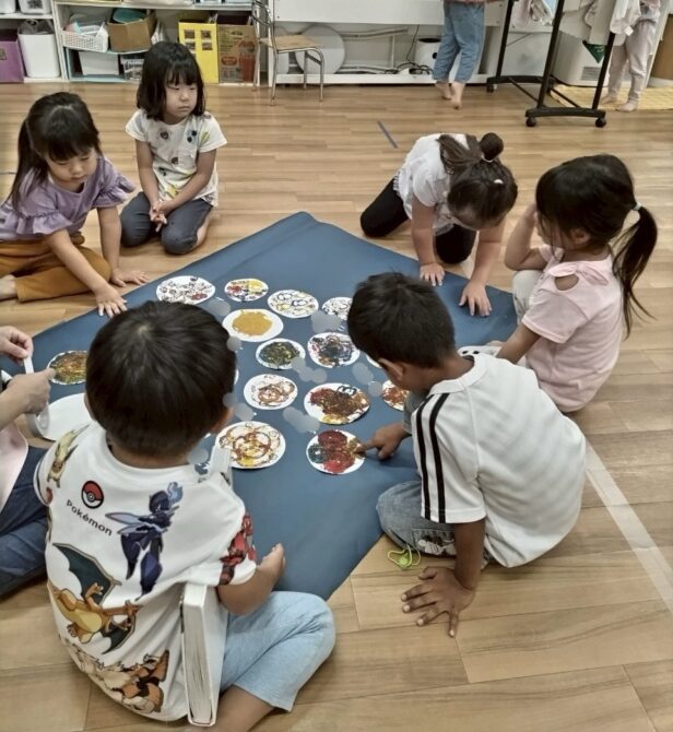 しろくま組さん（4歳）花火を作ろう