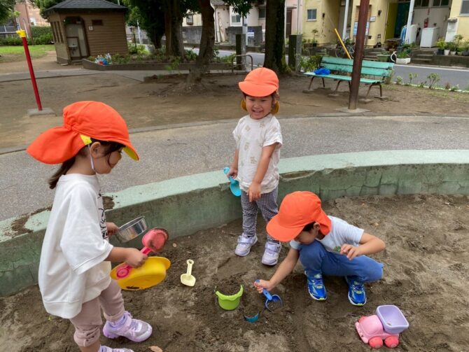 ぞう組さん（３歳）お砂遊び