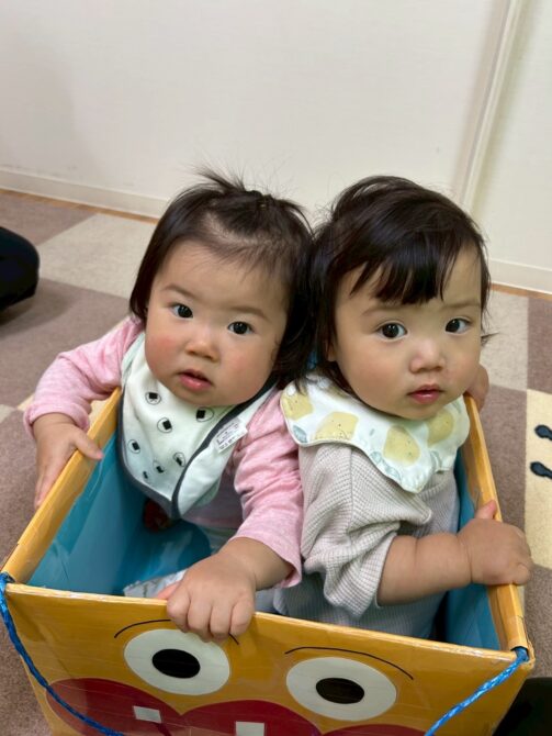 らっこ組さん（0歳）最近の室内遊び